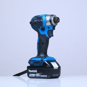 MÁY BẮT VÍT DÙNG PIN(BL)(18V) DTD173RTJ