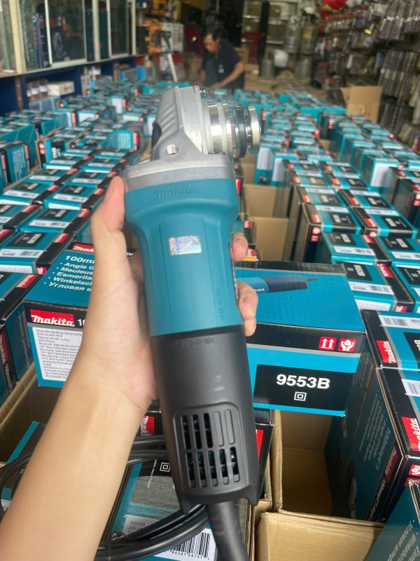 MÁY MÀI GÓC(100MM/710W/CÔNG TẮC ĐUÔI) 9553B